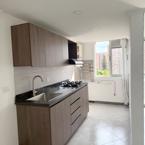 Apartamento 64m Puerta Madera Piso6